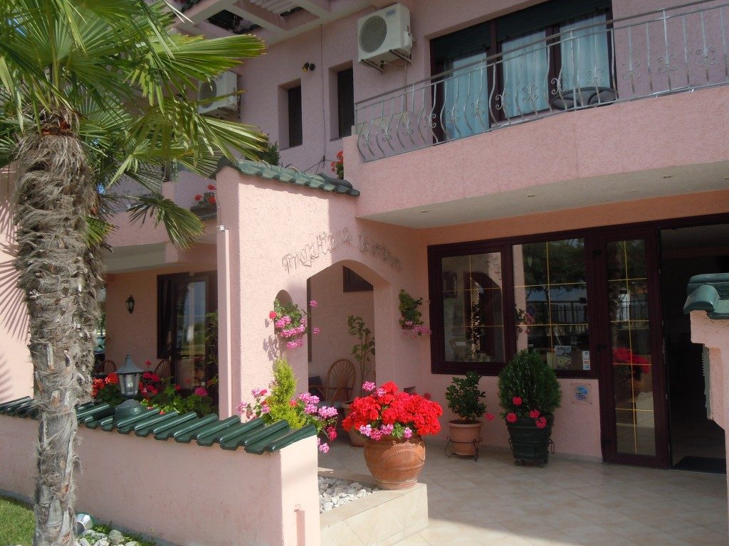 hotel-tropicana