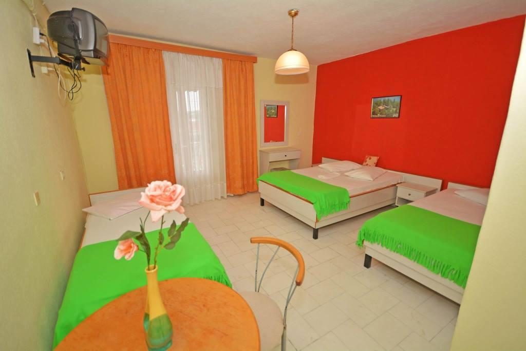 dias-apartments