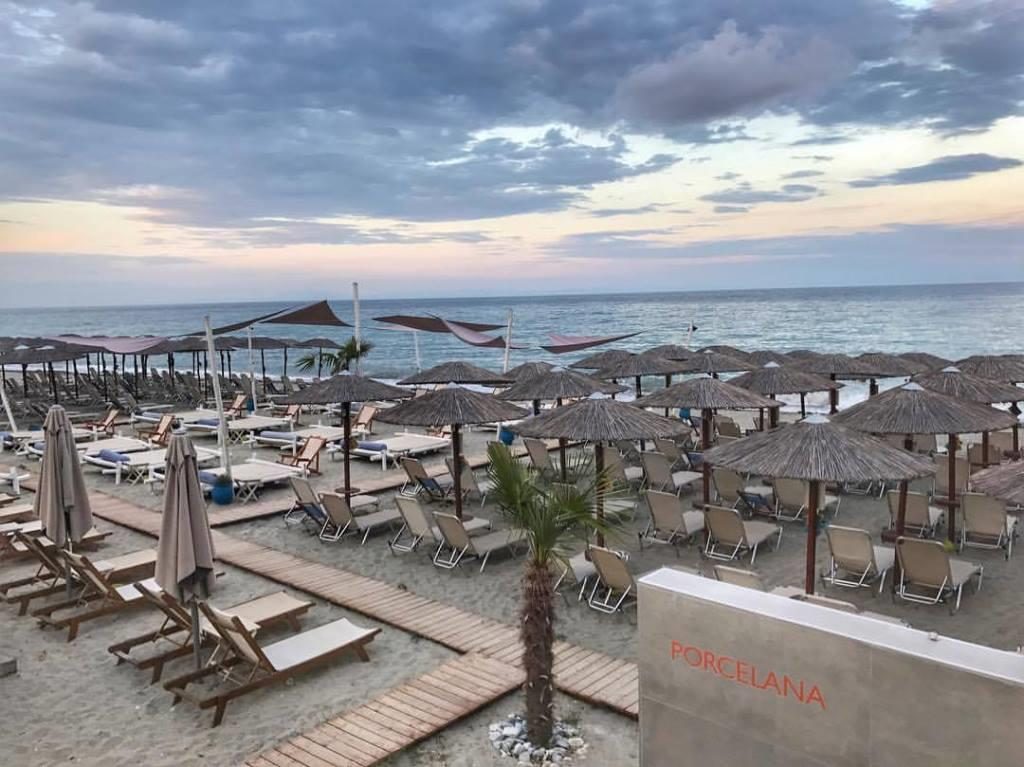 molos-beach-bar