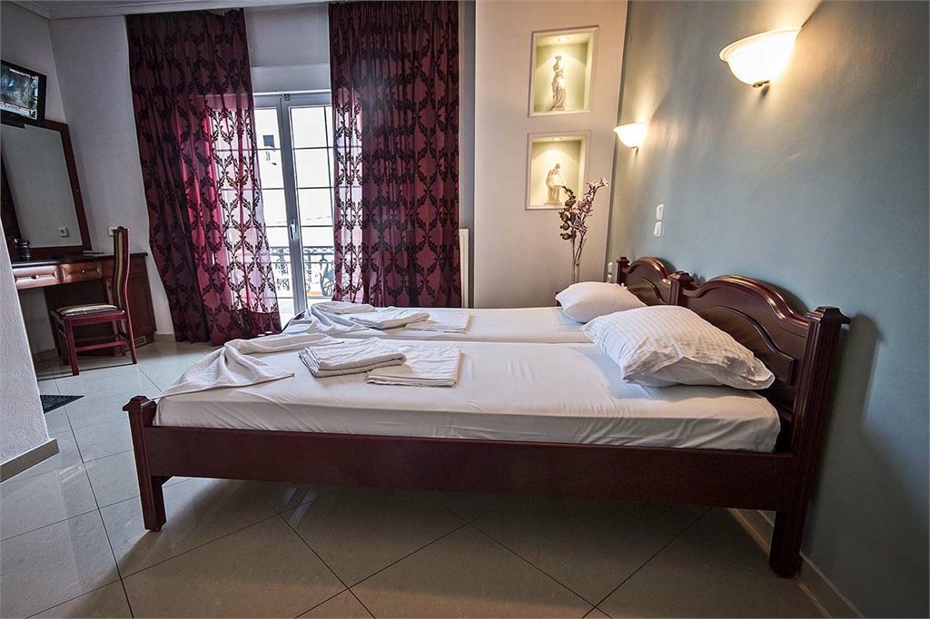 hotel-chronis